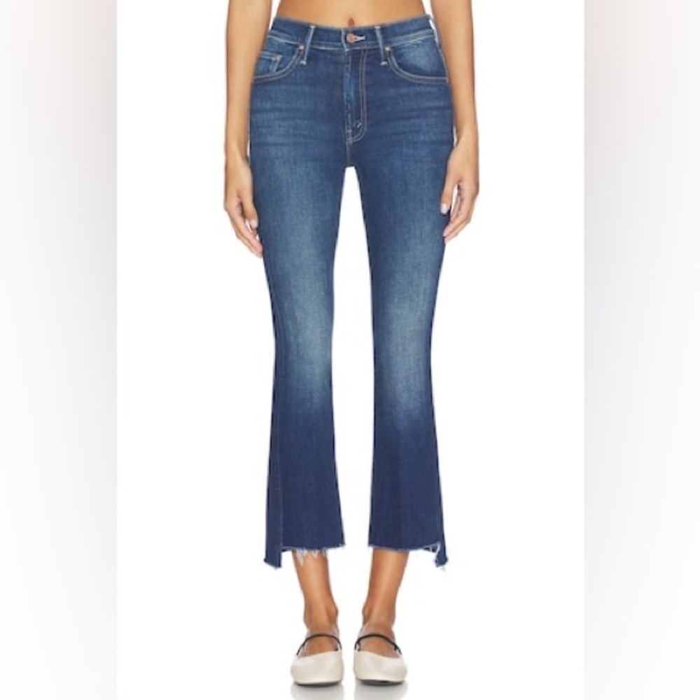 MOTHER The Insider Crop Hem Jeans in Trouble Maker